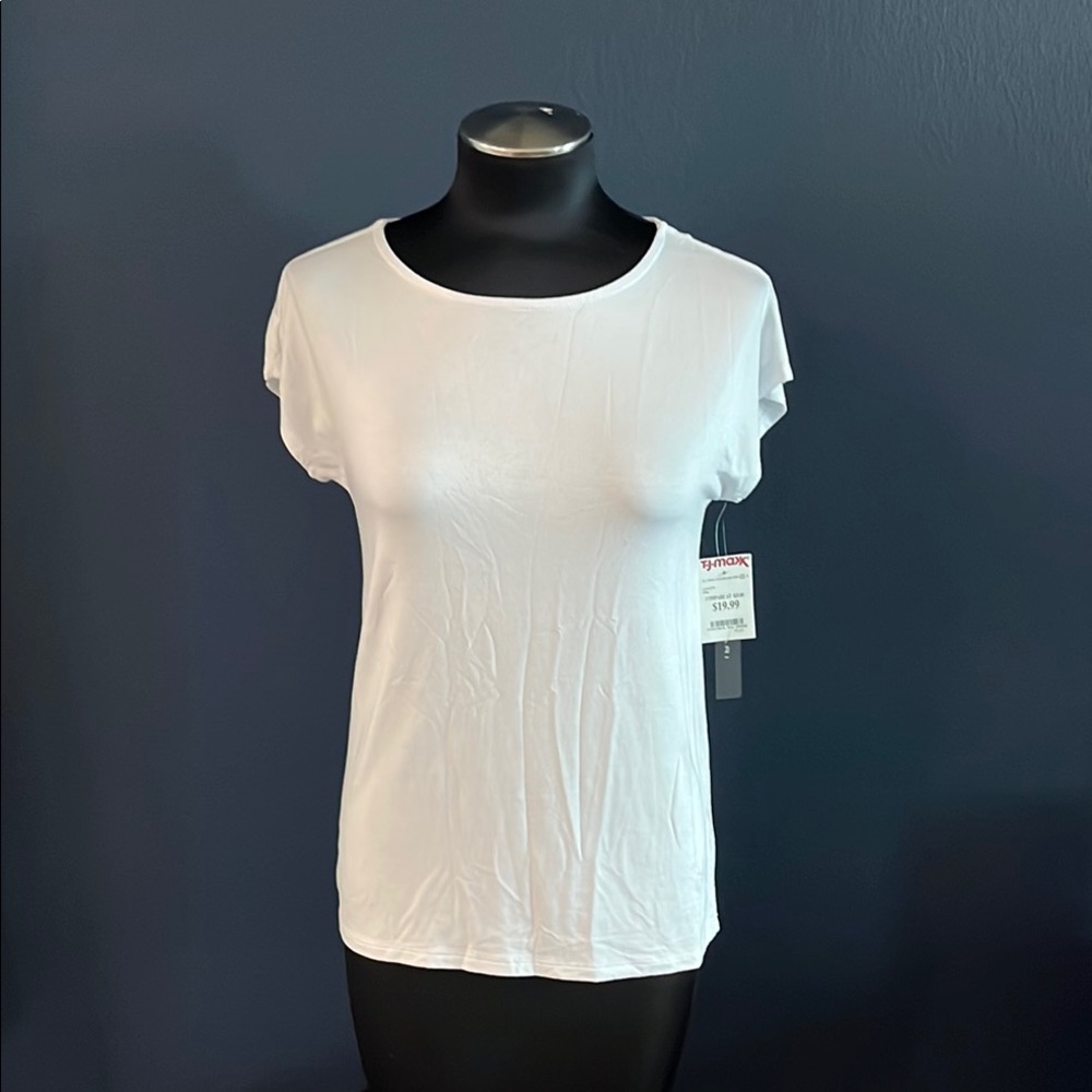 NWT Tahari white short sleeve t-shirt sz S small